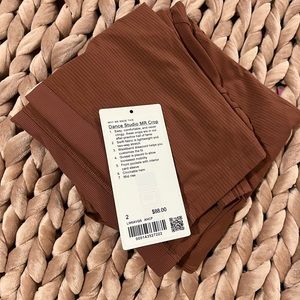 Dance studio MR crop size 2 ancient copper